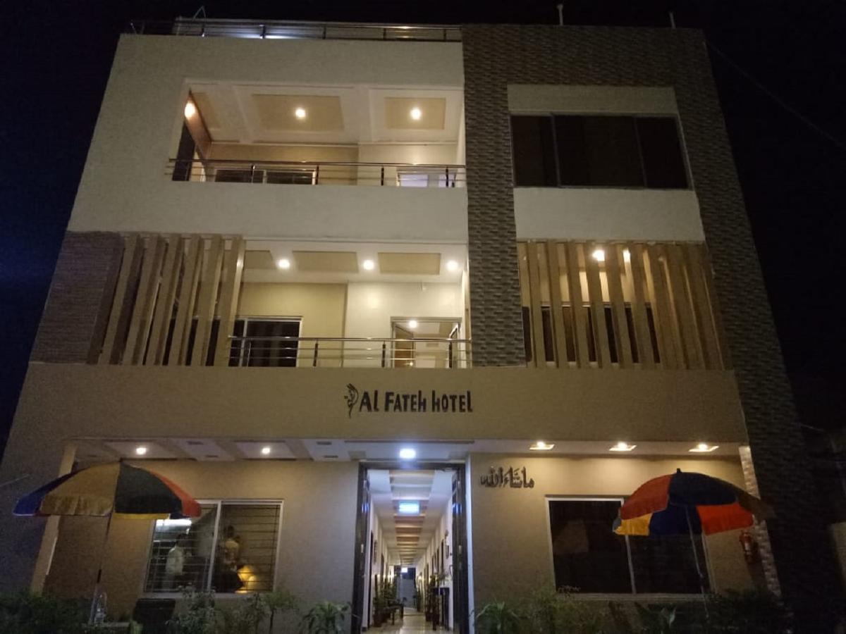 โรงแรมอัล ฟาเตห์ ลาฮอร์ ภายนอก รูปภาพ